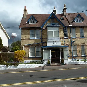 https://tregonholme-hotel.tophotelsbath.com