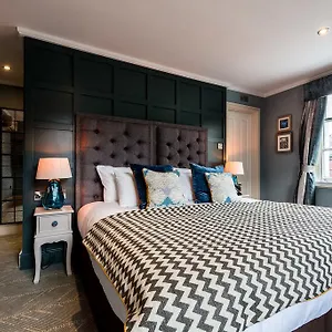https://city-gate.exeterhotels.net